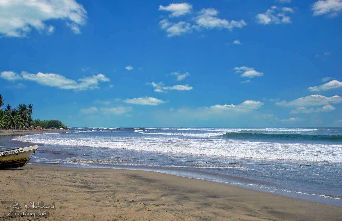 La M&aacute;quina de Olas, Playa La Saladita, La Uni&oacute;n Montes de Oca